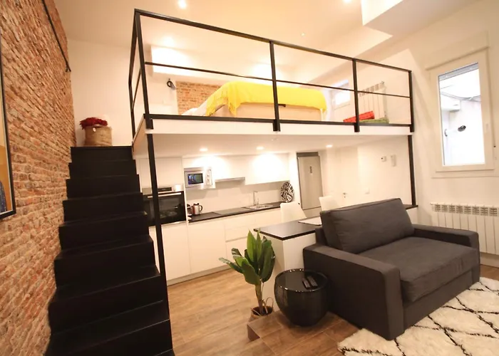 Comodo Mini-Loft In Goya